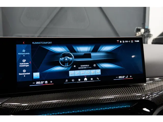 BMW M3 Touring xDrive Competition 2024 Benzine 48