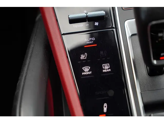 Porsche Cayenne Coupé 3.0 2020 Benzine 57