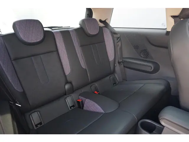 MINI 3-Deurs Cooper C 2024 Benzine 8
