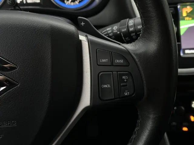 Suzuki S-Cross SX4 1.6 Exclusive 2015 Benzine 15