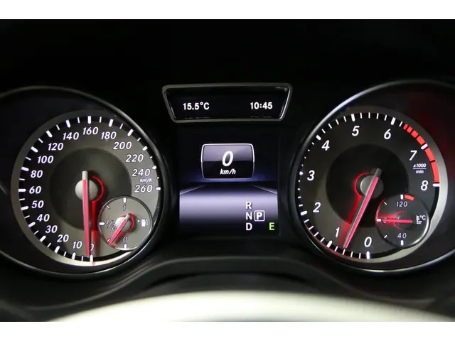 Mercedes-Benz CLA 180 2014 Benzine 8