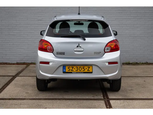 Mitsubishi Space Star 1.0 Cool+ 2018 Benzine 12