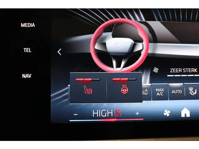 BMW X1 xDrive23i 2026 Benzine 53