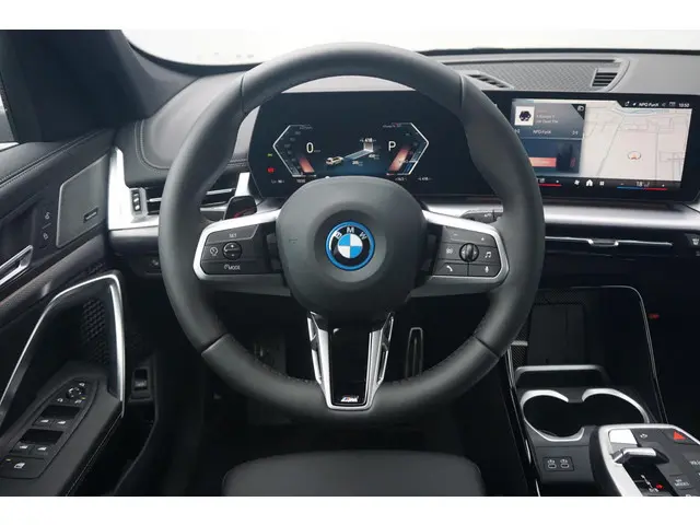 BMW iX1 eDrive20 M Sport 2025 Elektrisch 14