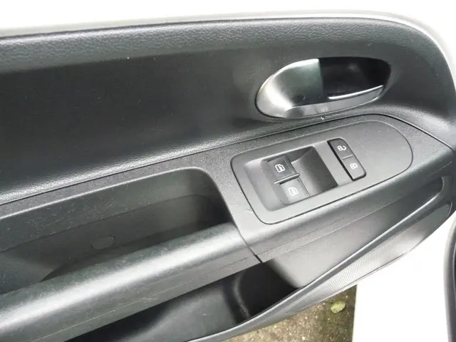 Volkswagen up! 1.0 move up! BlueMotion 2017 Benzine 12