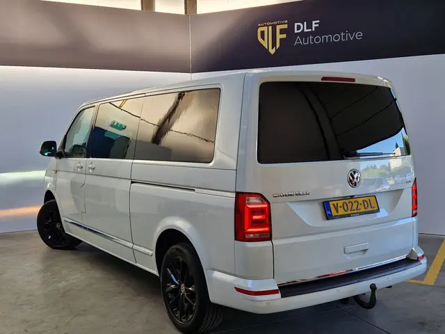Volkswagen Caravelle 2.0 TDI L2H1 DC Highline 2016 Diesel 4