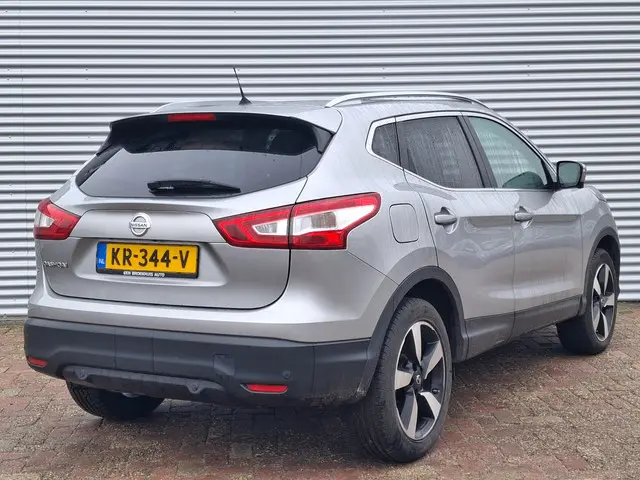Nissan QASHQAI 2