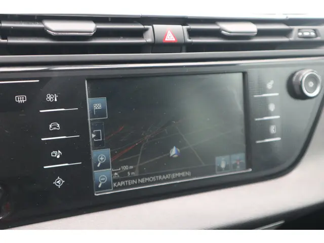 Citroën C4 Picasso 1.2 PureTech Intensive 2016 Benzine 27