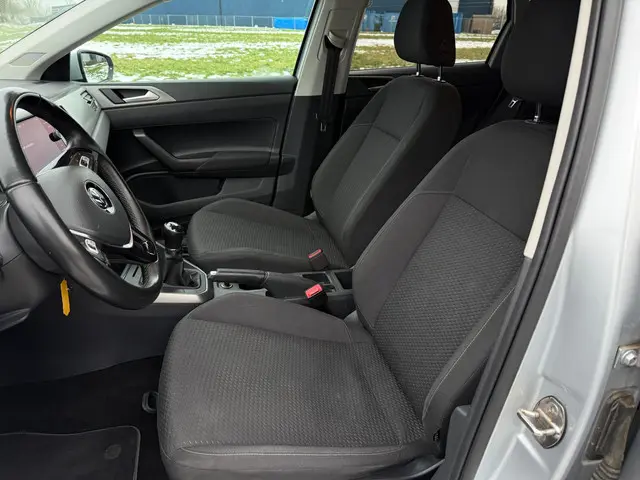 Volkswagen Polo 1.0 TSI Comfortline 2018 Benzine 6