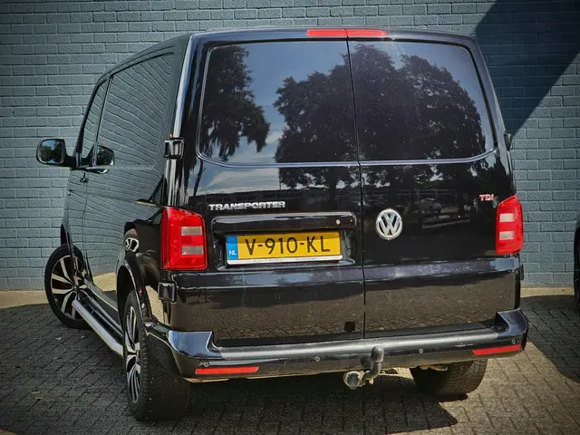 Volkswagen Transporter 2