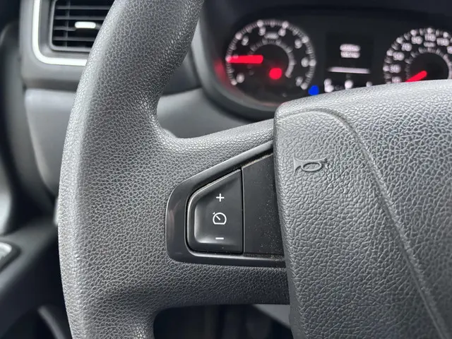 Nissan Interstar 2.3 dCi L2H2 N-Connecta 2022 Diesel 13