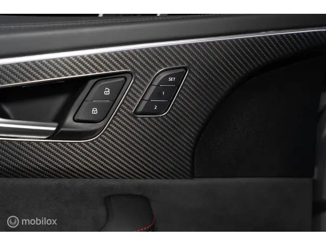 Audi RSQ8 4.0 TFSI RS Q8 quattro 2024 Benzine 34