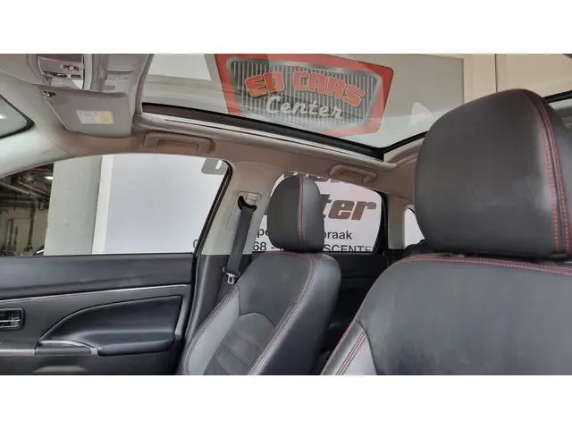 Mitsubishi ASX 1.6 Cleartec Connect Pro+ 2018 Benzine 15