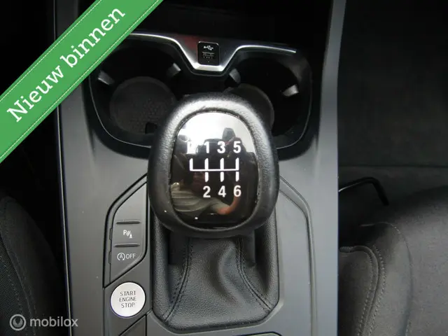 BMW 1 Serie 118i High Executive | Trekhaak 2020 Benzine 17