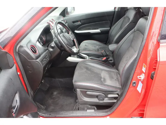Suzuki Vitara 1.4 S, Automaat, Trekhaak. 2017 Benzine 5
