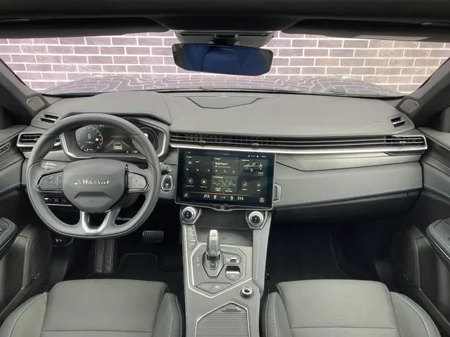 Lynk & Co 01 1.5 Plug-in Hybrid 2023 Hybride Benzine 2