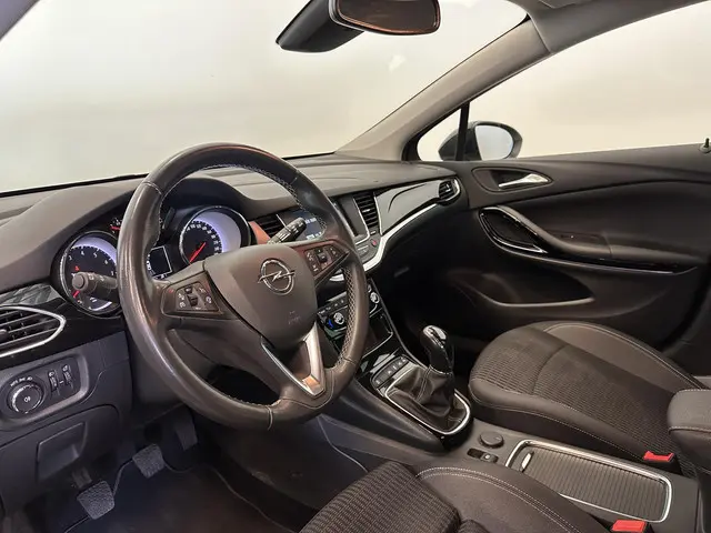 Opel Astra Sports Tourer 1.2 Design & Tech 2022 Benzine 12