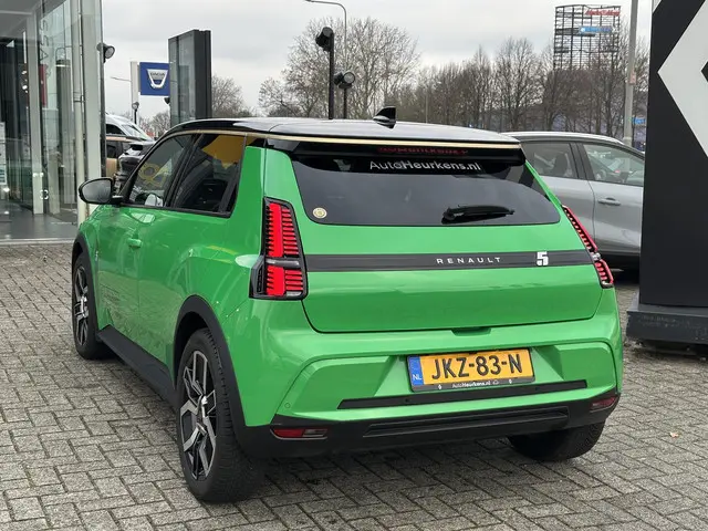 Renault 5 Techno 120 pk Urban Range 2025 Elektrisch 4