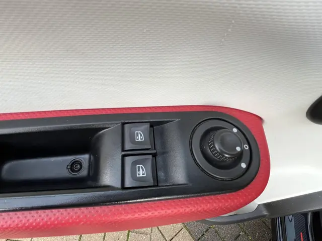 Renault Twingo SCe Collection 2017 Benzine 12