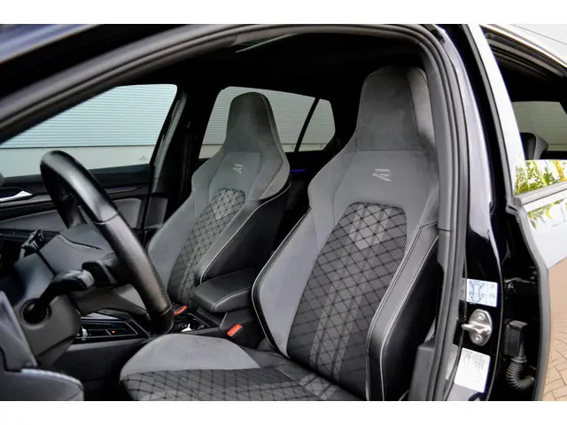 Volkswagen Golf 1.5 eTSI R-Line 2021 Hybride Benzine 8