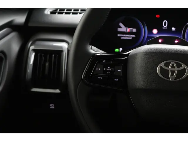 Toyota Urban Cruiser Executive 61 kWh 2026 Elektrisch 18