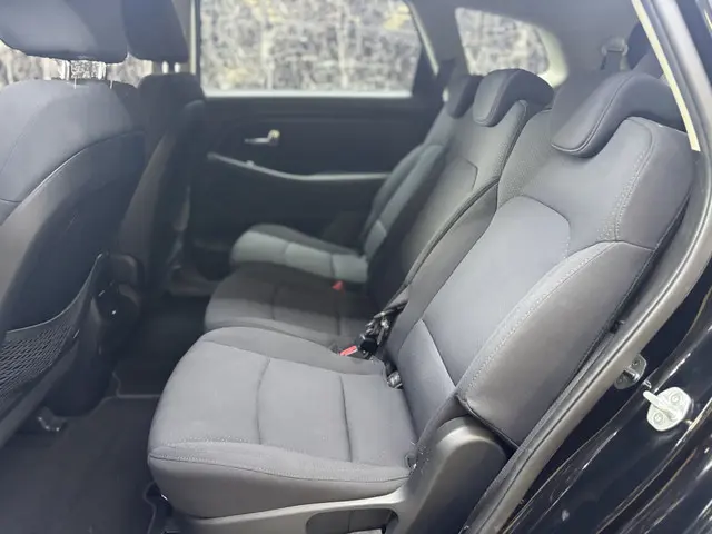 Kia Carens 1.6 GDi ComfortLine 7p 2013 Benzine 10