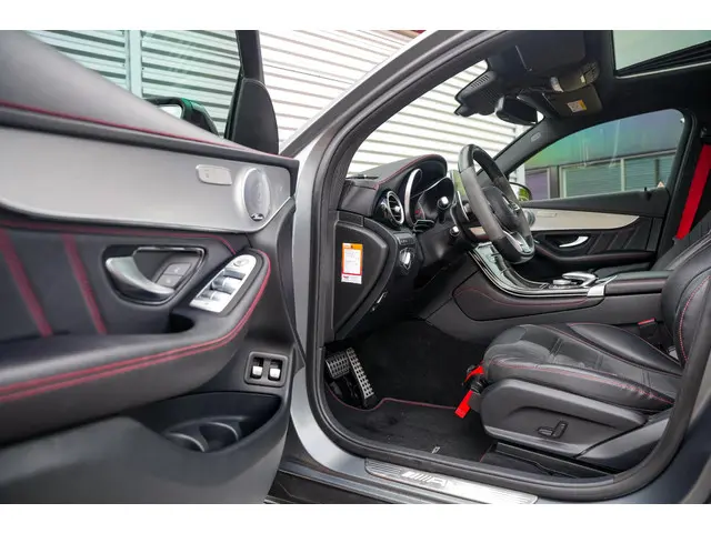 Mercedes-Benz GLC Coupé AMG 43 4MATIC 2019 Benzine 6