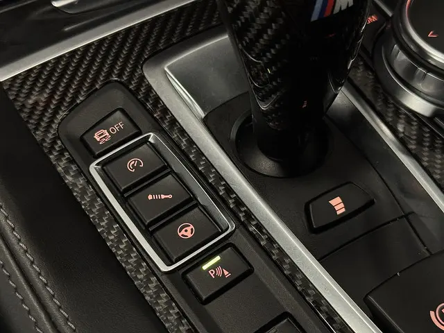 BMW X5 M 2017 Benzine 25