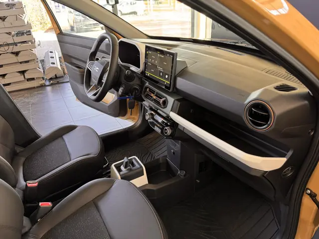 Dacia Spring Extreme 65 26.8 kWh 2025 Elektrisch 18