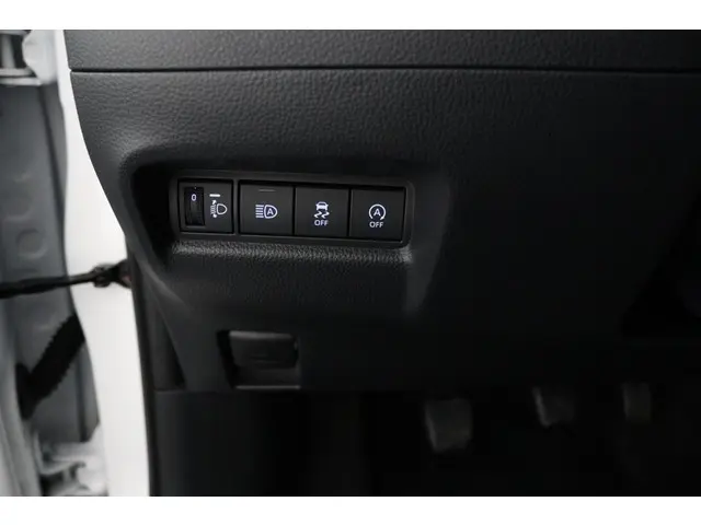 Toyota Aygo X 1.0 VVT-i MT Play 2024 Benzine 28