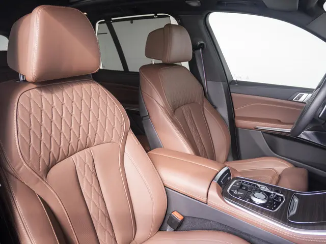 BMW X5 xDrive50e 2025 Hybride Benzine 10