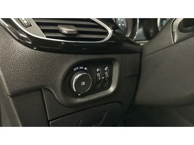 Opel Astra Sports Tourer 1.2 Design & Tech 2021 Benzine 19