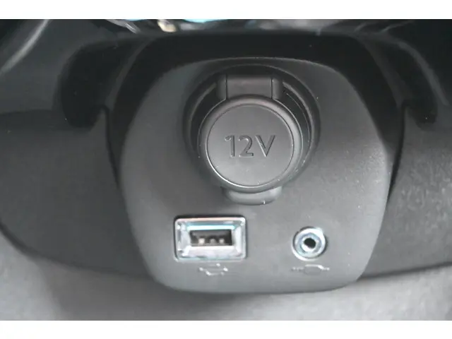 Peugeot 108 1.0 e-VTi Allure 2019 Benzine 25