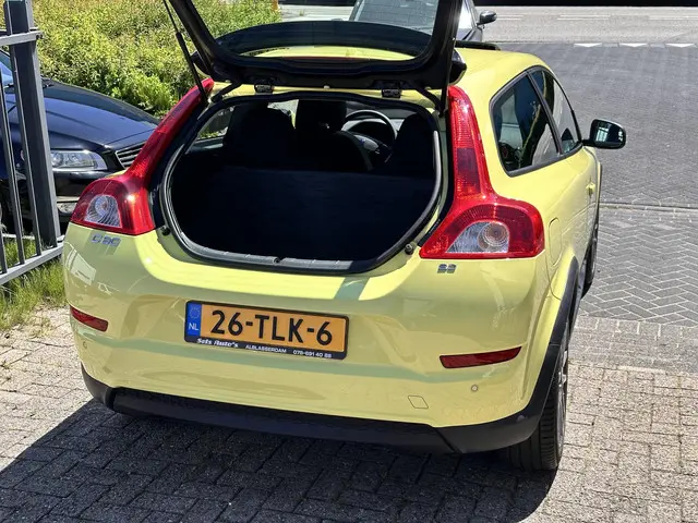 Volvo C30 2.0 Advantage 2012 Benzine 16
