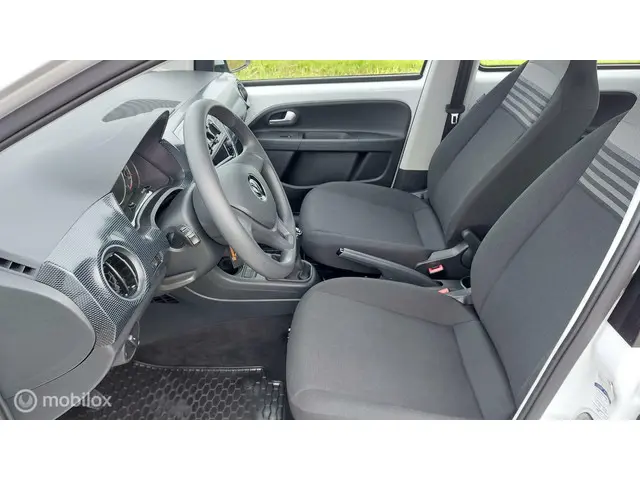 Volkswagen up! 1.0 2021 Benzine 12
