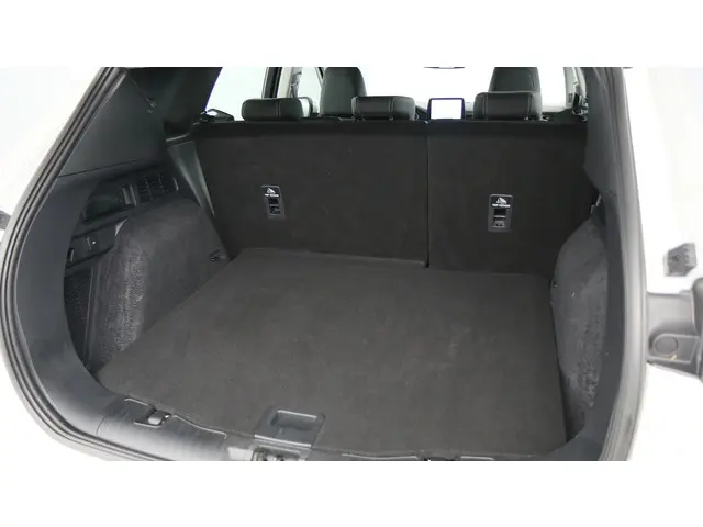 Ford Kuga 2.5 PHEV 225pk Vignale 2021 Hybride Benzine 38