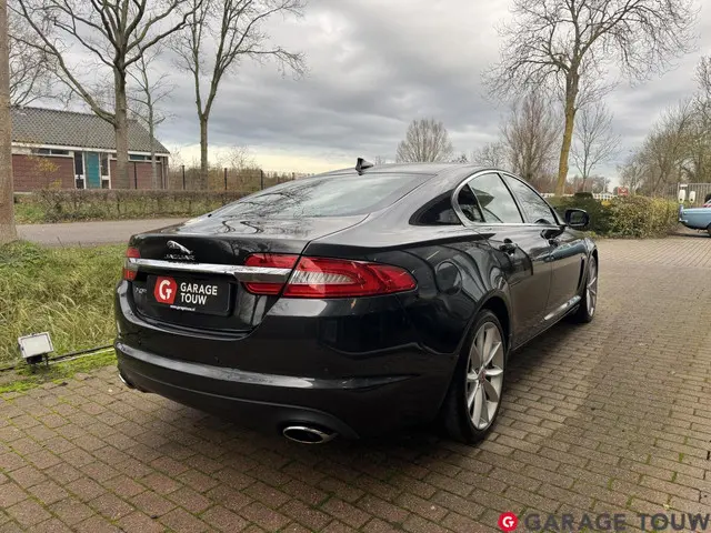 Jaguar XF 3.0 V6 SC 340PK 2014 Benzine 6