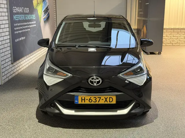 Toyota Aygo 1.0 VVT-i x-play 2020 Benzine 5