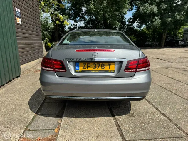Mercedes-Benz E-Klasse Coupé 320 2015 Benzine 6