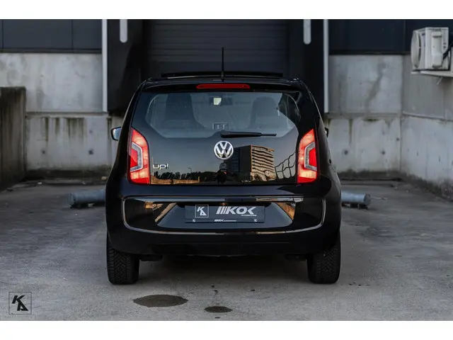 Volkswagen up! 1.0 2014 | CUP Up! | Pano | Lage KM 2014 Benzine 16