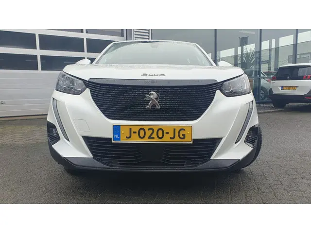 Peugeot 2008 1.2 PureTech Blue Lease Active 2020 Benzine 3