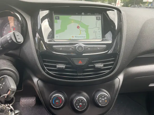 Opel KARL 1.0 Rocks Online Edition 2018 Benzine 10