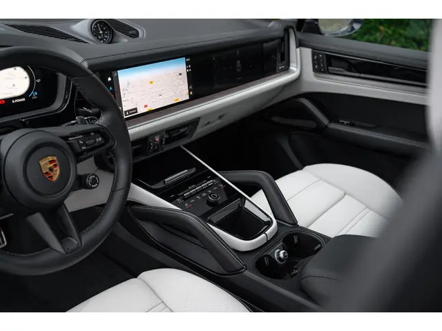 Porsche Cayenne S E-Hybrid 2024 Hybride Benzine 21