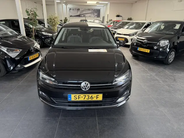 Volkswagen Polo 1.0 TSI Highline 2018 Benzine 2