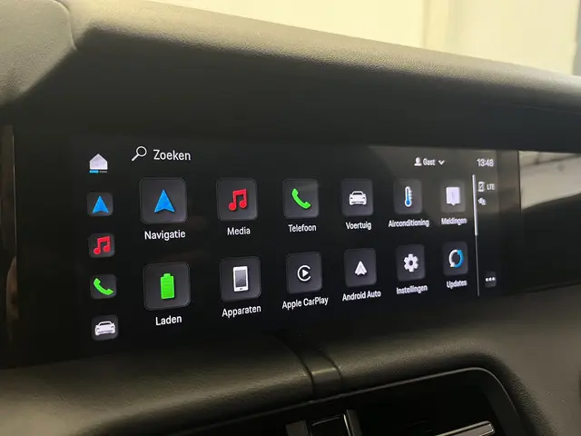 Porsche Taycan Cross Turismo 4 93 kWh 2021 Elektrisch 38