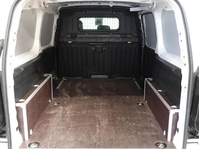 Citroën Berlingo 1.5 BlueHDi 130PK L2 3-zits 2023 Diesel 4