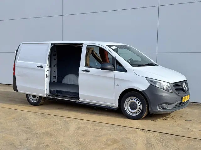 Mercedes-Benz Vito 114 1.9 CDI 2022 Diesel 5