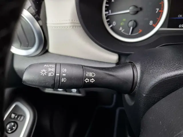 Nissan Micra 1.0 IG-T N-Design Bose 2022 Benzine 16