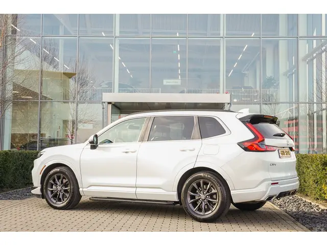Honda CR-V 2.0i e:HEV ELEGANCE 2024 Hybride Benzine 20