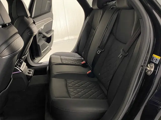 Audi A8 60 TFSI e quattro 2025 Hybride Benzine 5